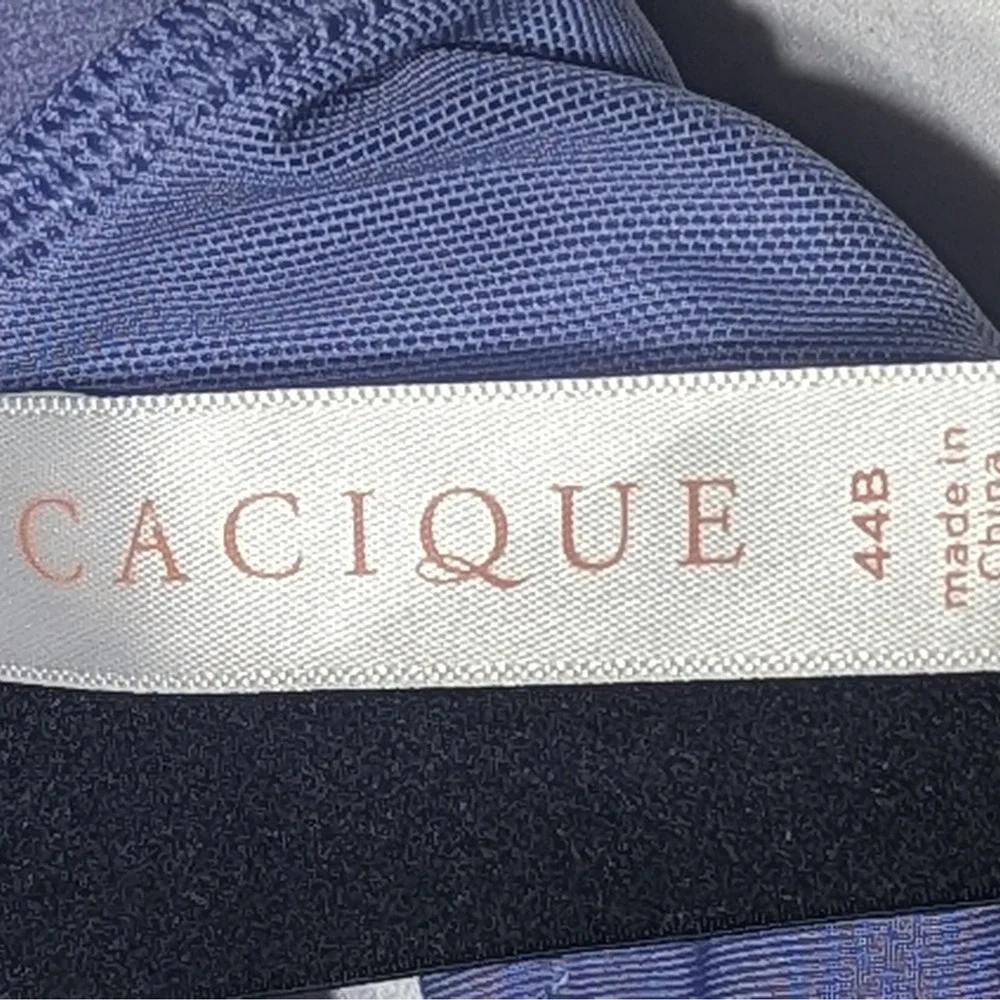 Cacique Women Plunge Underwire‎ Sports Bra Lace Nylon Blue Size 44B Boost Padded